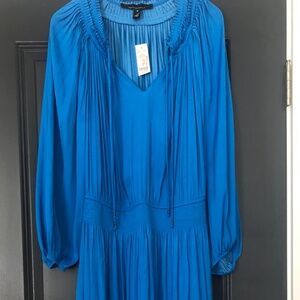 WHBM modest blue dress with pockets NWT size Medium